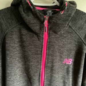 New Balance Grey/Black with Pink Details Fleece Jacket (Size 3X)